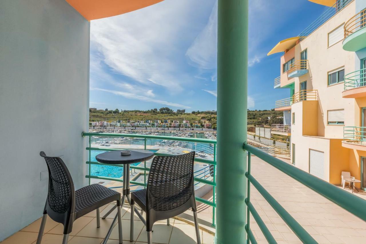 Marina View Apartment Albufeira Exterior photo